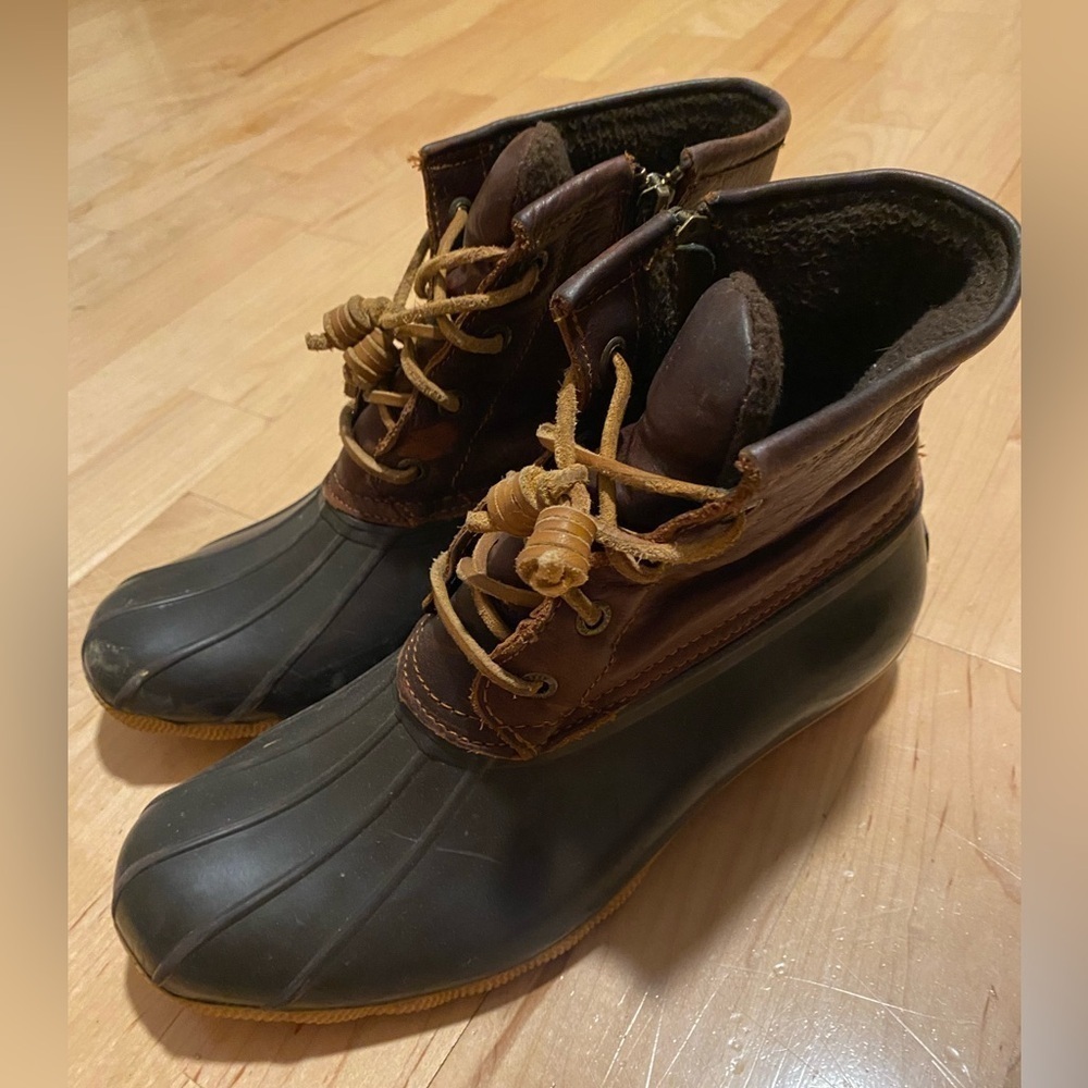 Sperry Topsider Sweetwater Brown Women’s Duck Boots - Size 8